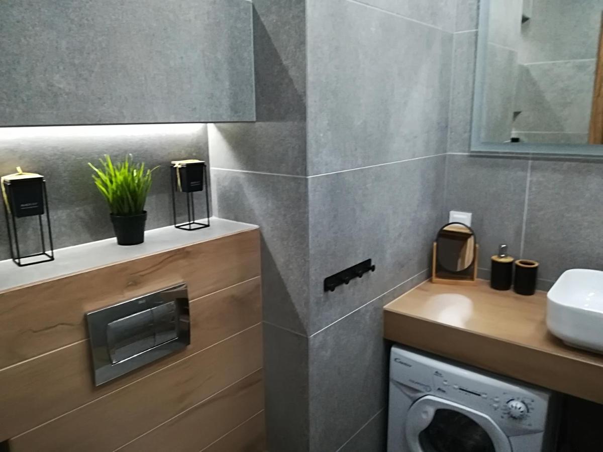 Apartament Wroclaw Centrum Dorzecze Legnickiej Luaran gambar