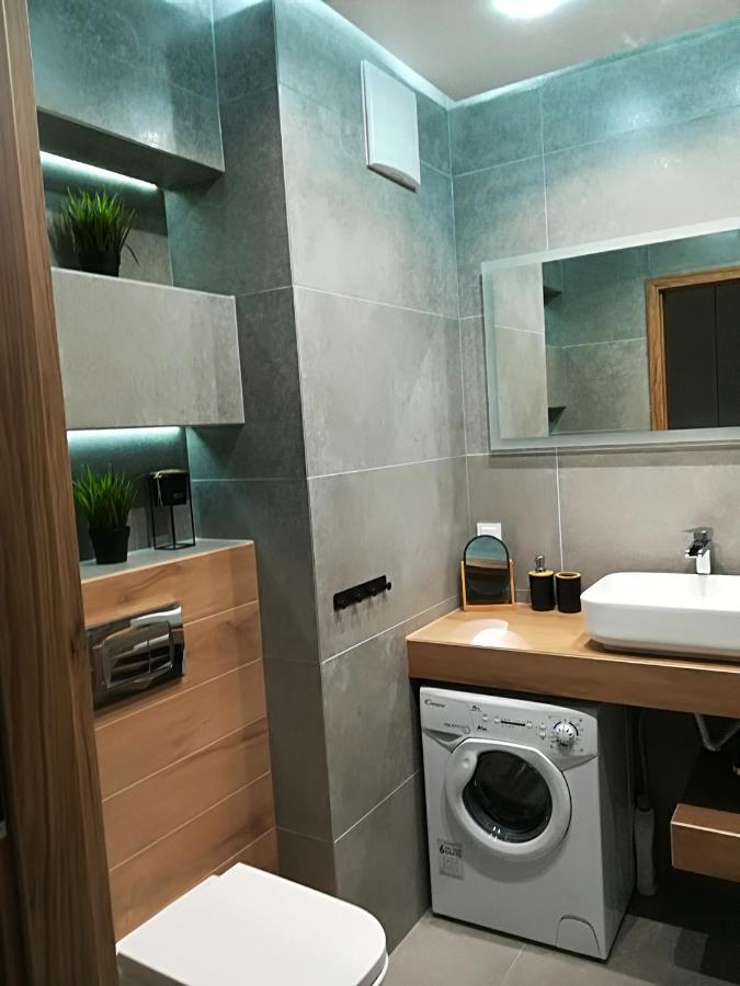 Apartament Wroclaw Centrum Dorzecze Legnickiej Luaran gambar