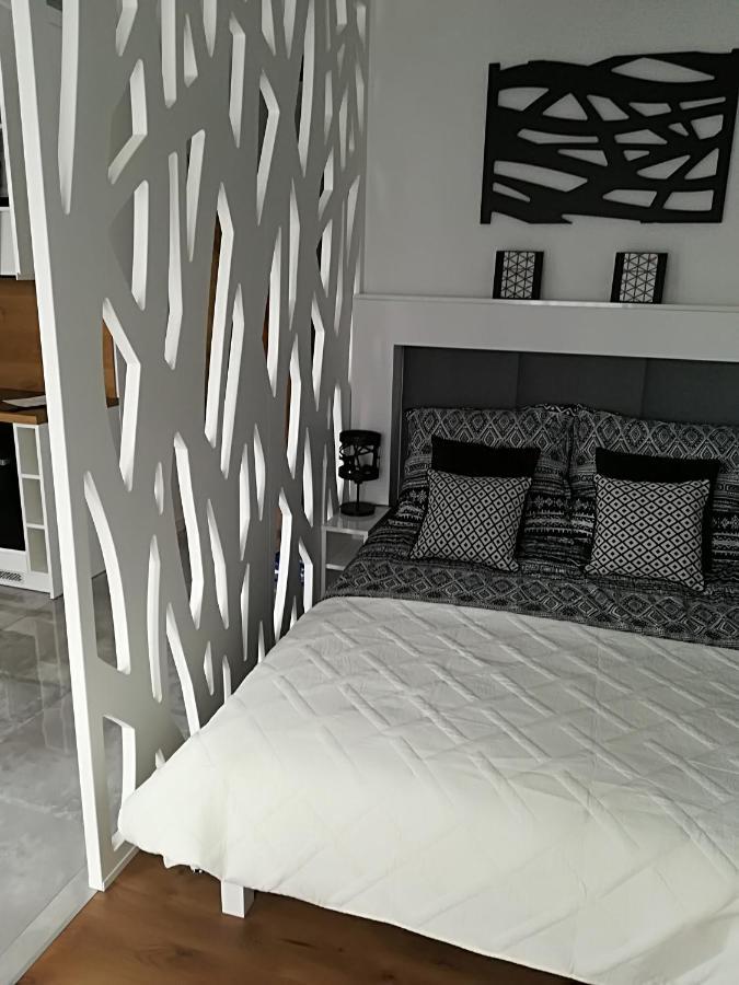 Apartament Wroclaw Centrum Dorzecze Legnickiej Luaran gambar