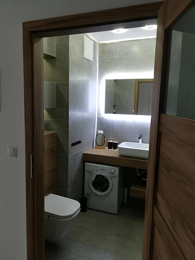Apartament Wroclaw Centrum Dorzecze Legnickiej Luaran gambar