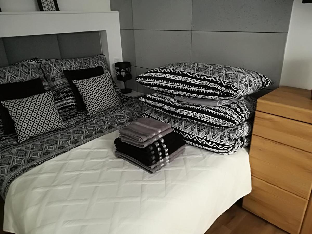 Apartament Wroclaw Centrum Dorzecze Legnickiej Luaran gambar