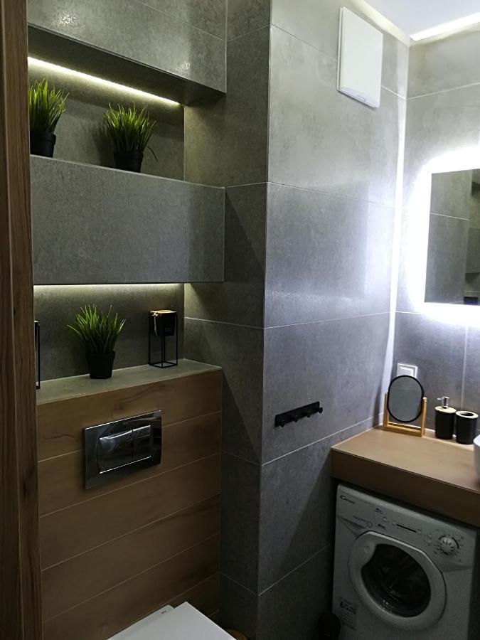 Apartament Wroclaw Centrum Dorzecze Legnickiej Luaran gambar